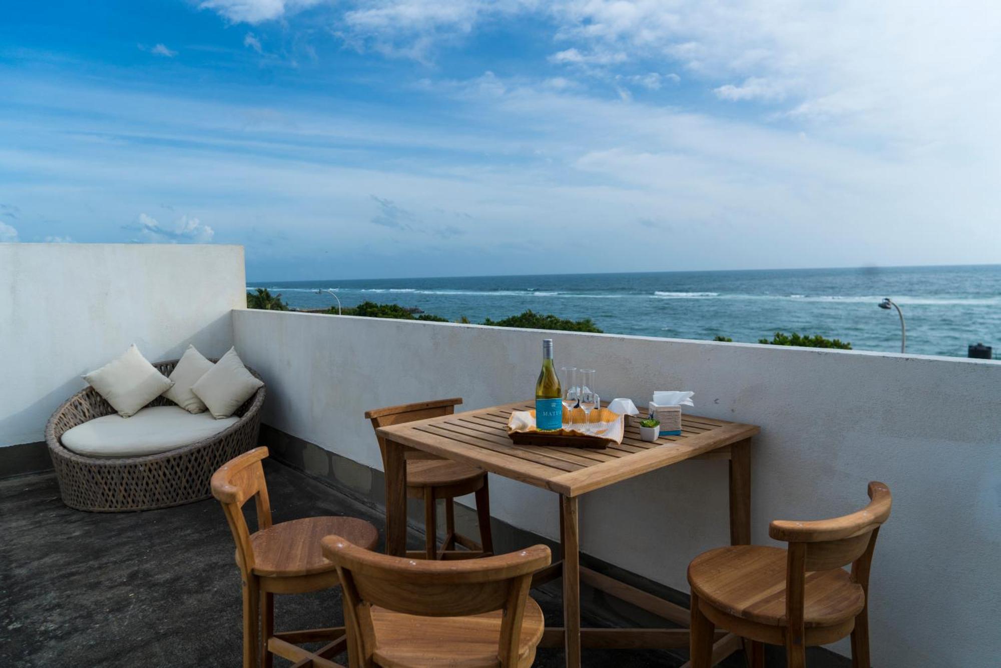 Four Petals Inn Colombo Eksteriør billede