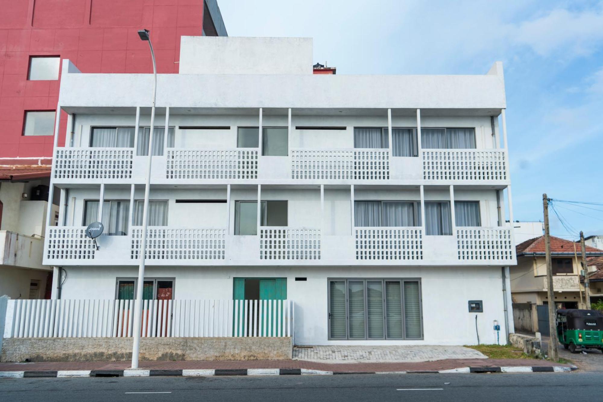 Four Petals Inn Colombo Eksteriør billede