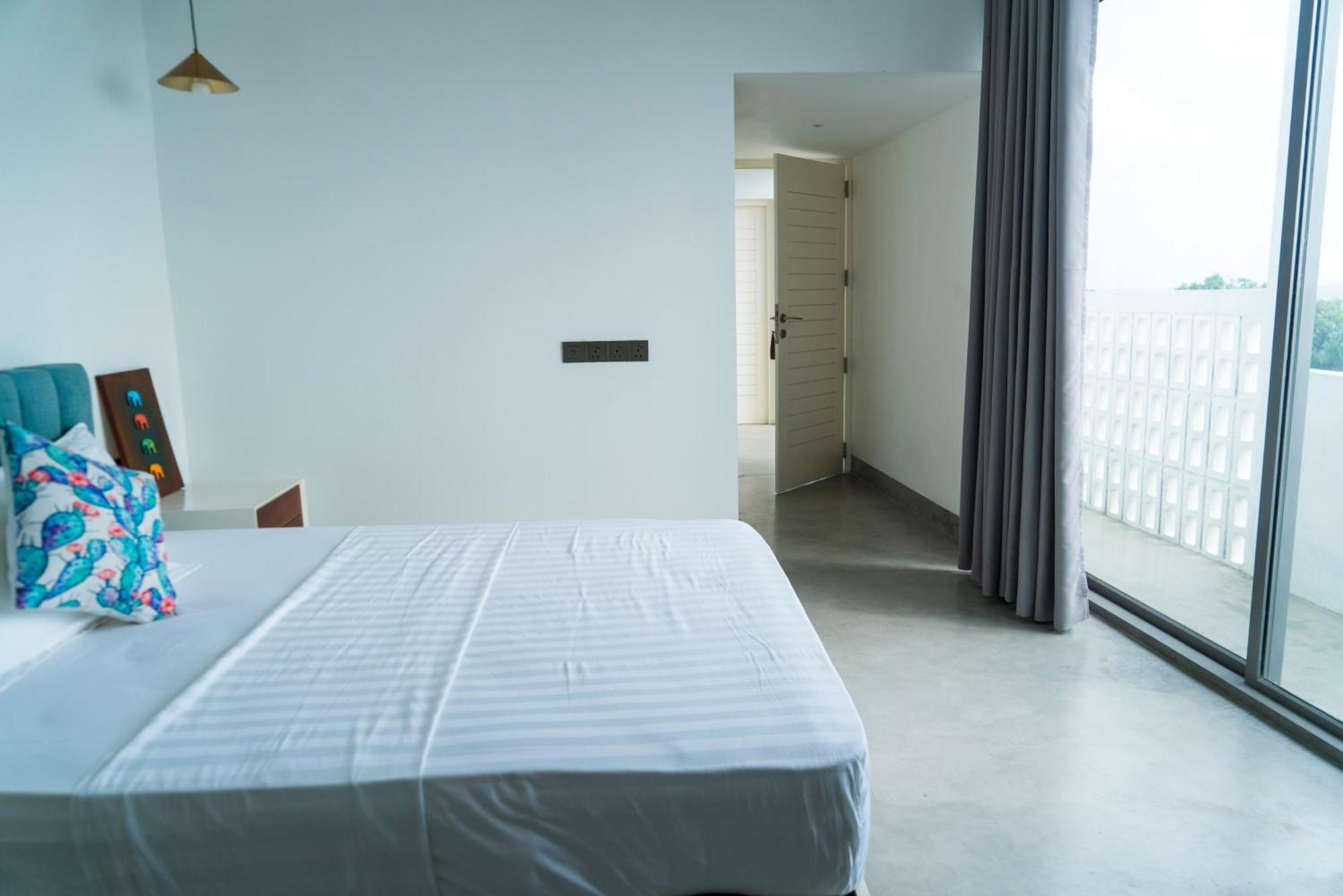 Four Petals Inn Colombo Eksteriør billede